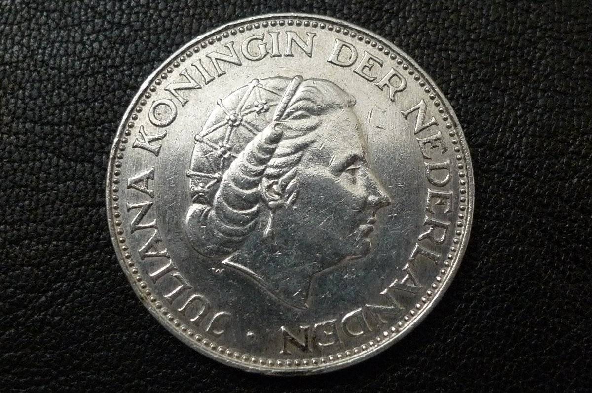 Post-Your-Lion-Coins!
