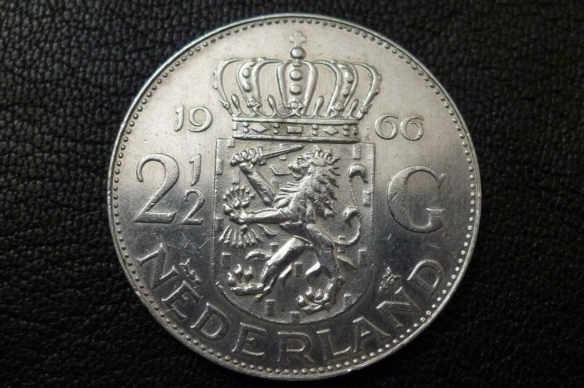 Post-Your-Lion-Coins!