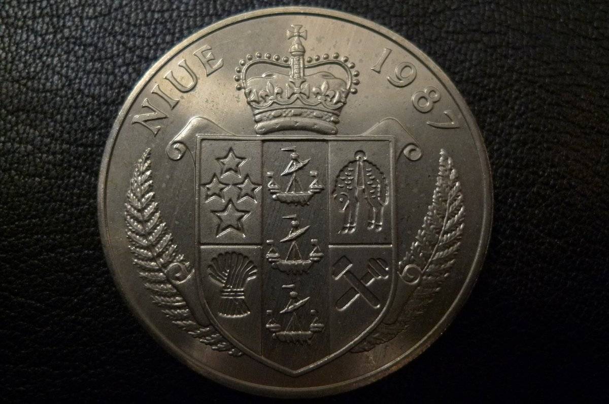 Show-Your-Coins-With-Different-Edges