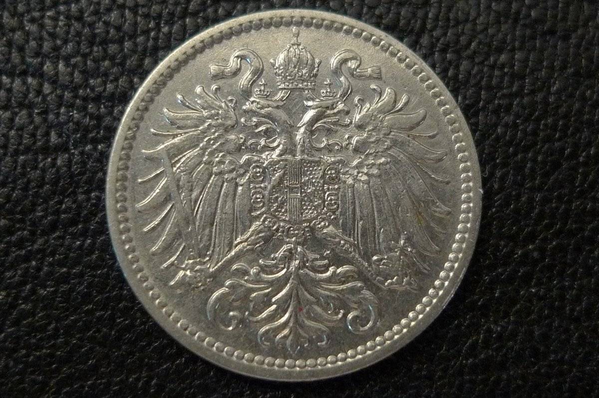 Post-Your-Coins-With-Coats-Of-Arms,-Shields,-Crests,-Crowns,--Etc.