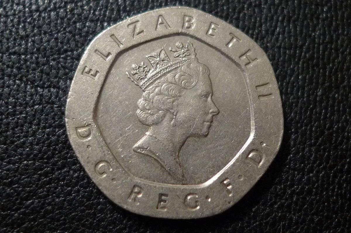 Post-Your-Coins-With-Hats