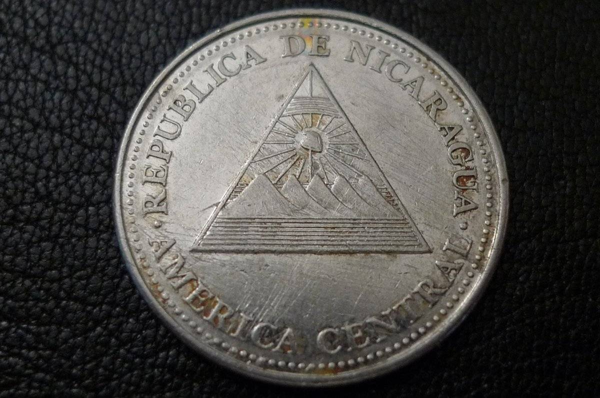Post-Your-Coins-With-Coats-Of-Arms,-Shields,-Crests,-Crowns,--Etc.