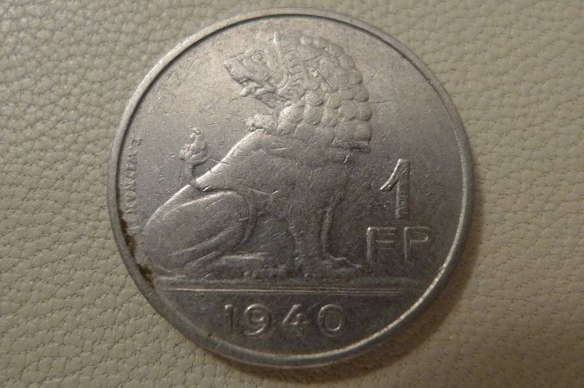 Post-Your-Coins-With-Coats-Of-Arms,-Shields,-Crests,-Crowns,--Etc.