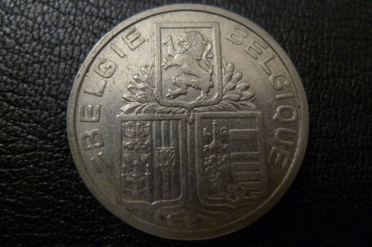 Post-Your-Lion-Coins!