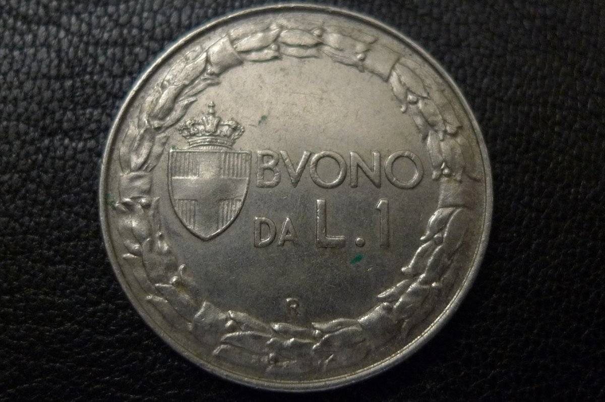Post-Your-Coins-With-Coats-Of-Arms,-Shields,-Crests,-Crowns,--Etc.