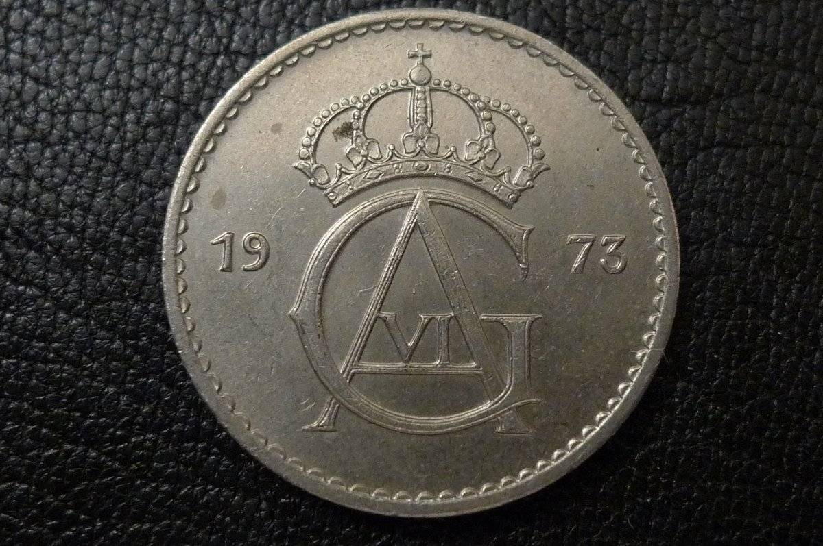 Post-Your-Coins-With-Coats-Of-Arms,-Shields,-Crests,-Crowns,--Etc.