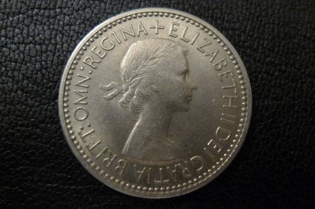 Post-Your-Coins-With-Coats-Of-Arms,-Shields,-Crests,-Crowns,--Etc.