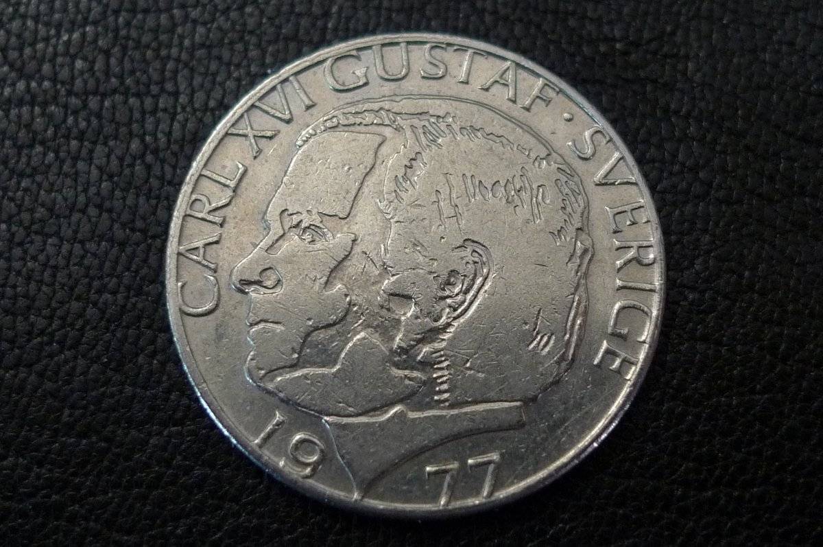 Post-Your-Coins-With-Coats-Of-Arms,-Shields,-Crests,-Crowns,--Etc.