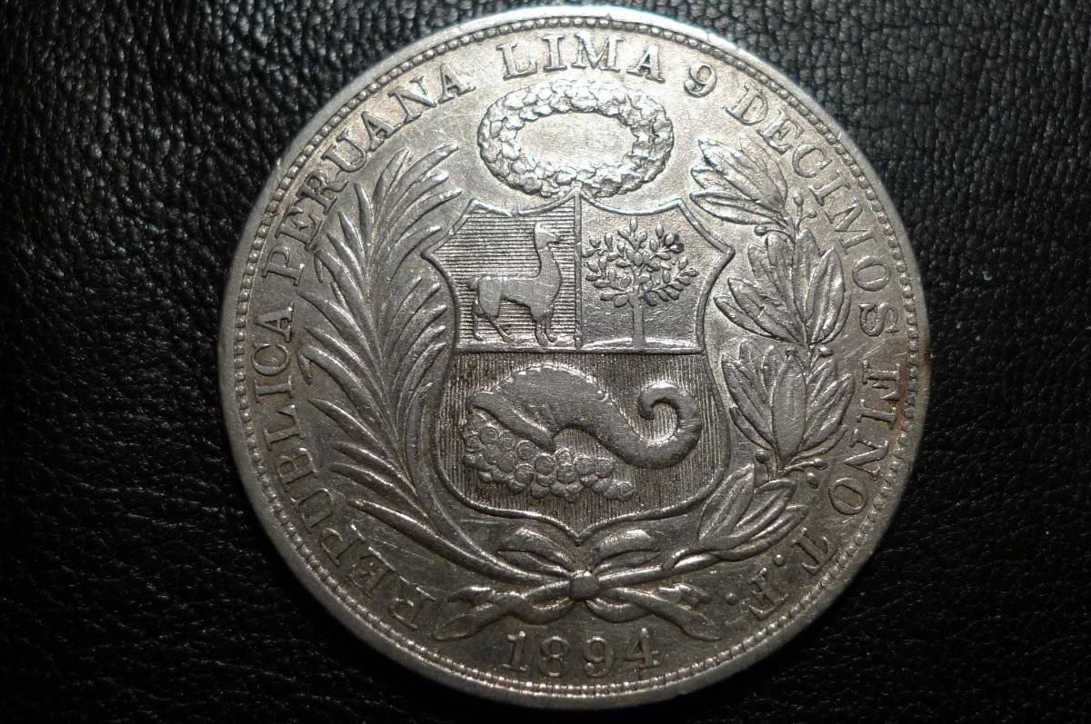 Post-Your-Coins-With-Coats-Of-Arms,-Shields,-Crests,-Crowns,--Etc.