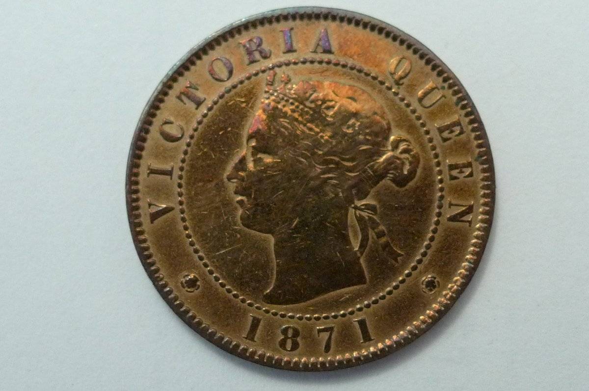 Post-Your-Coins-With-Hats