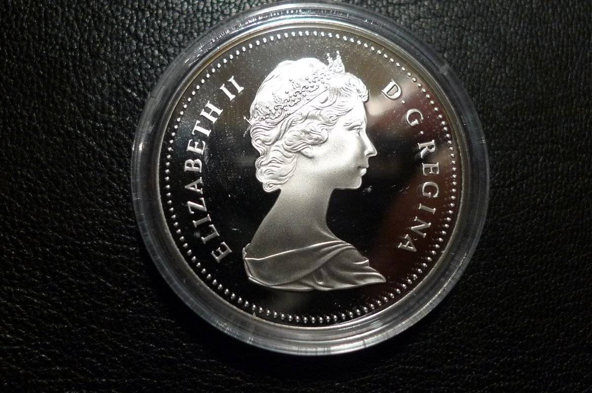 Post-Your-Coins-With-Hats