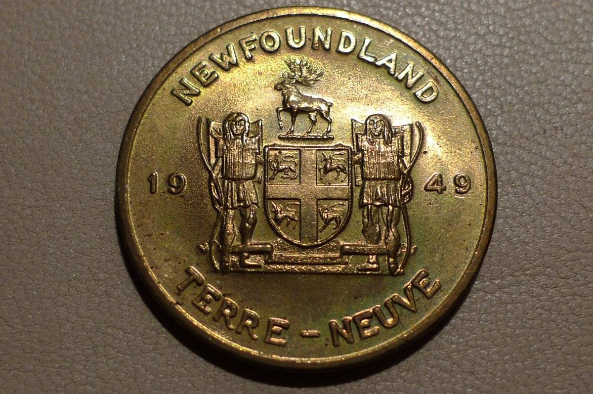 Post-Your-Coins-With-Coats-Of-Arms,-Shields,-Crests,-Crowns,--Etc.