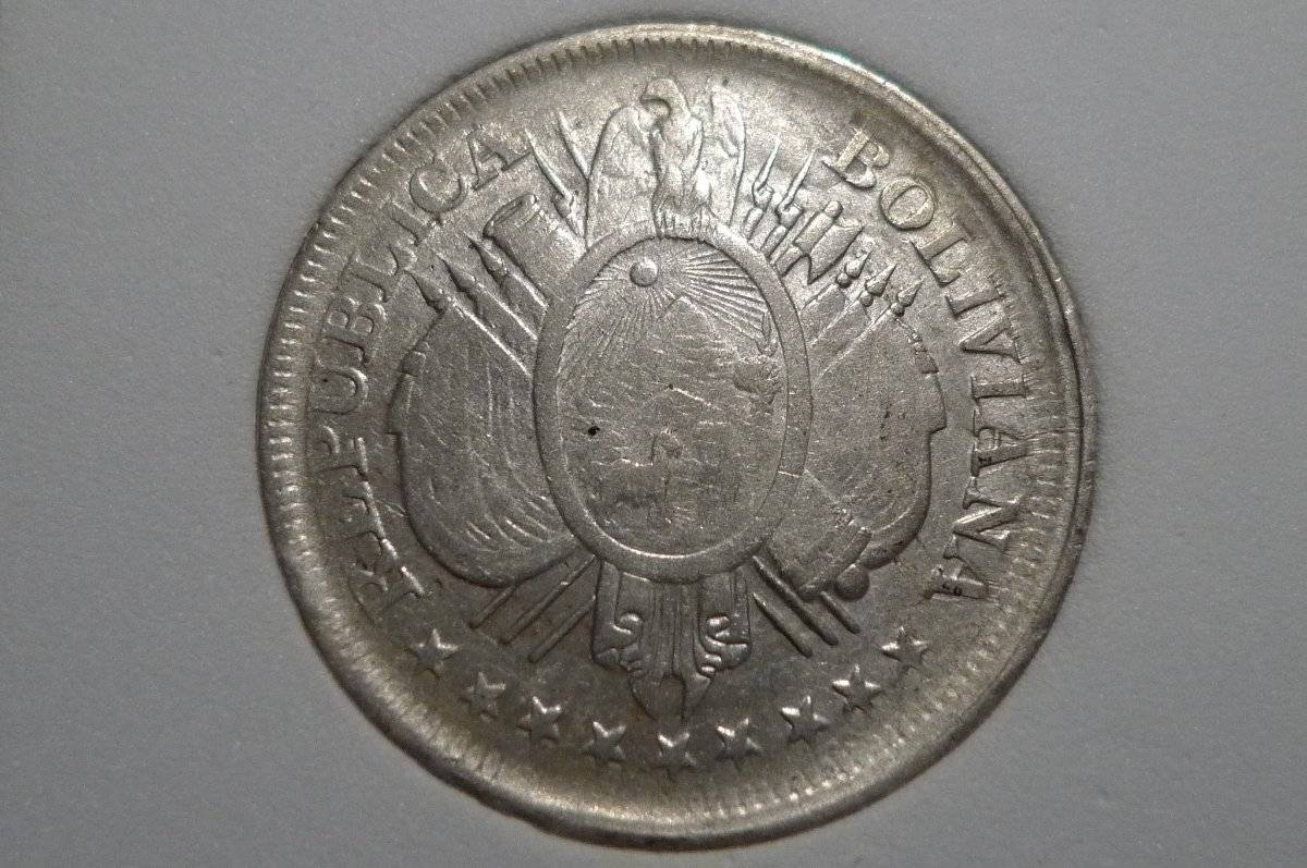 Post-A-Coin-Or-Medal-With-A-Die-Crack!