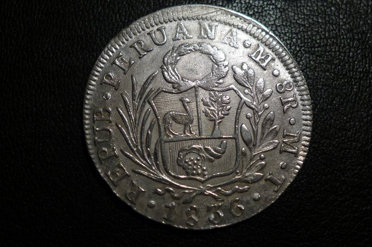 Post-Your-Coins-With-Hats