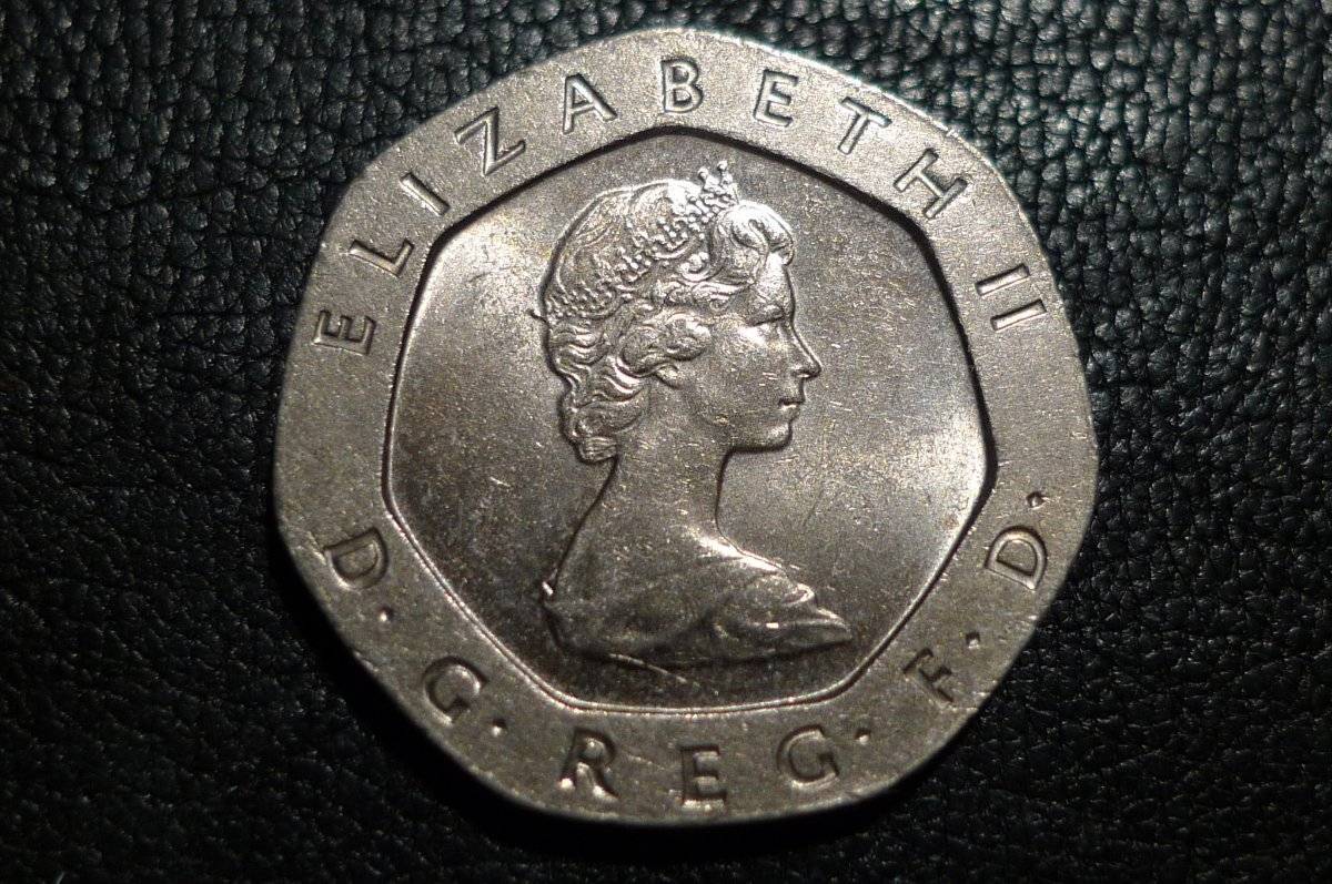 Show-Your-Coins-With-Different-Edges