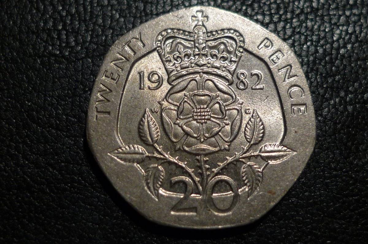 Show-Your-Coins-With-Different-Edges