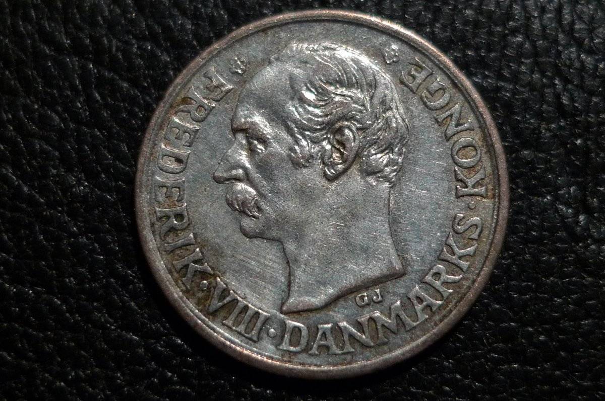 Post-Your-Coins-Depicting-Beards!