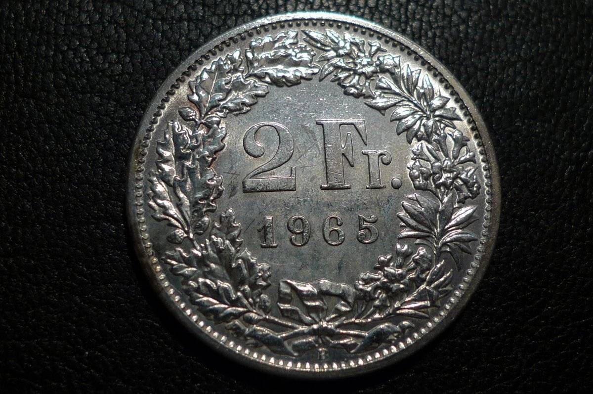 Post-A-Coin-Or-Medal-Devoted-To-A-Military-Subject