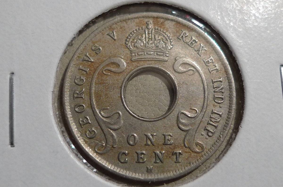 Post-Your-Coins-With-Coats-Of-Arms,-Shields,-Crests,-Crowns,--Etc.