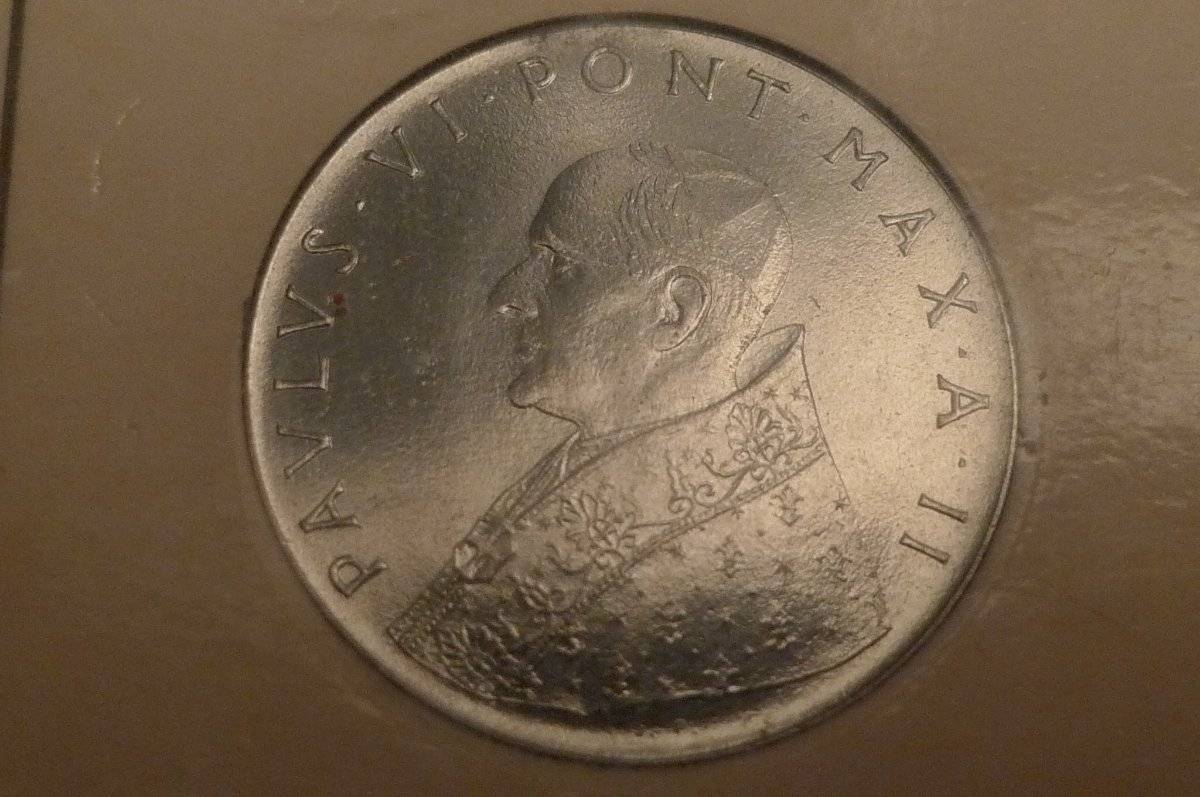 Post-Your-Coins-With-Hats