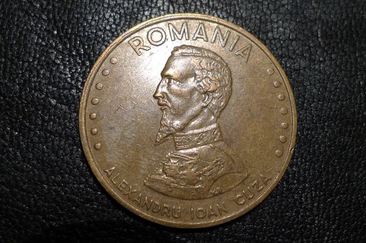 Post-Your-Coins-Depicting-Beards!