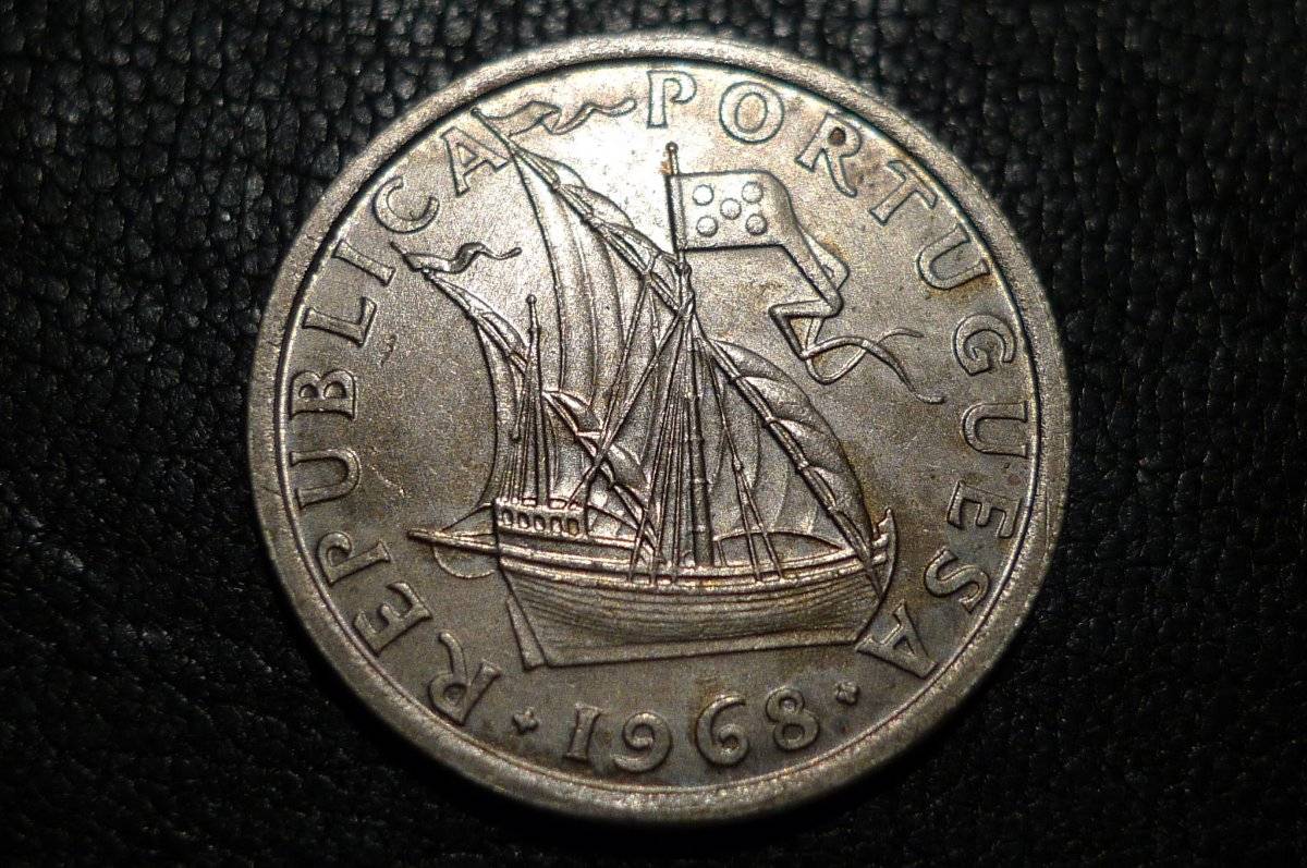 Post-Your-Coins-With-A-Castle