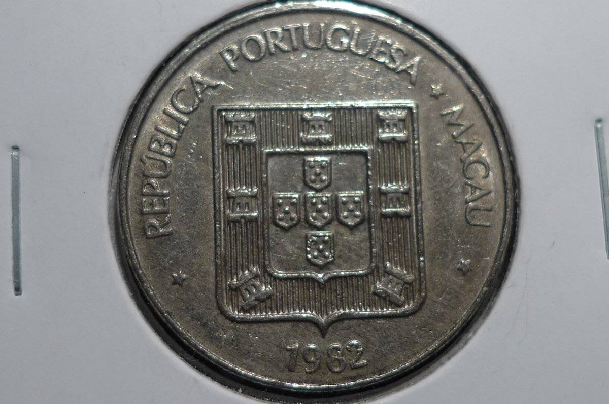 Post-Your-Coins-With-A-Castle