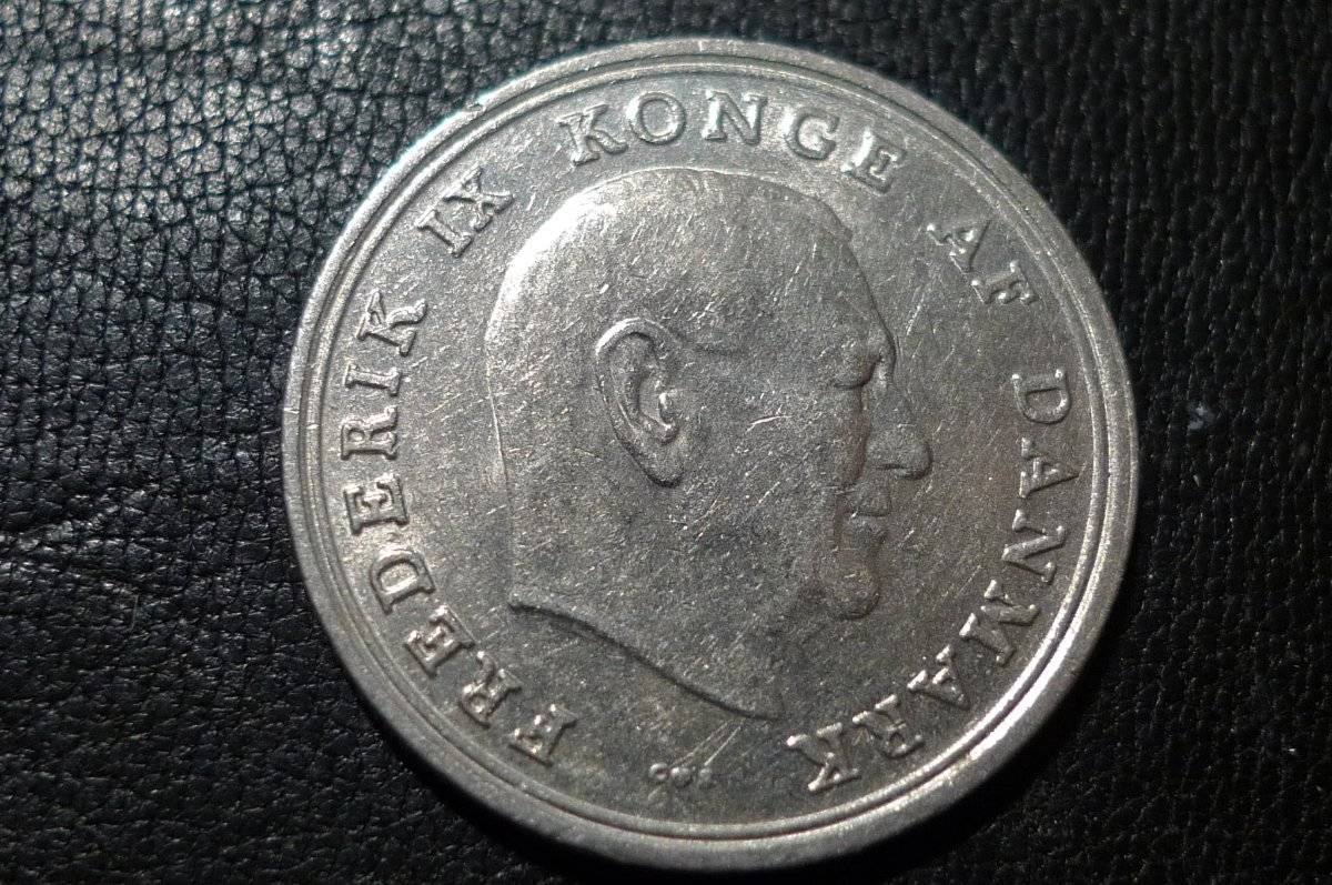 Post-Your-Lion-Coins!