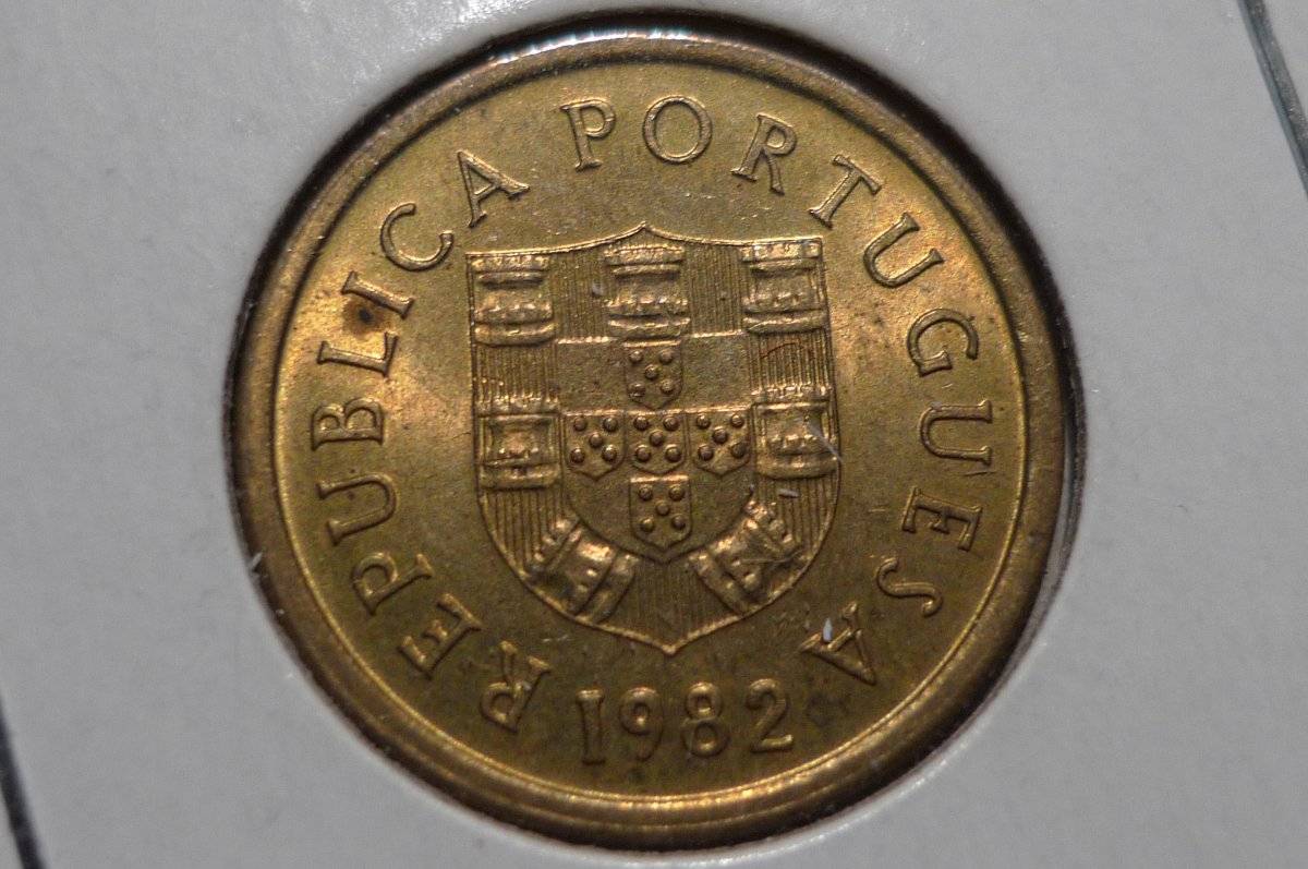 Post-Your-Coins-With-A-Castle