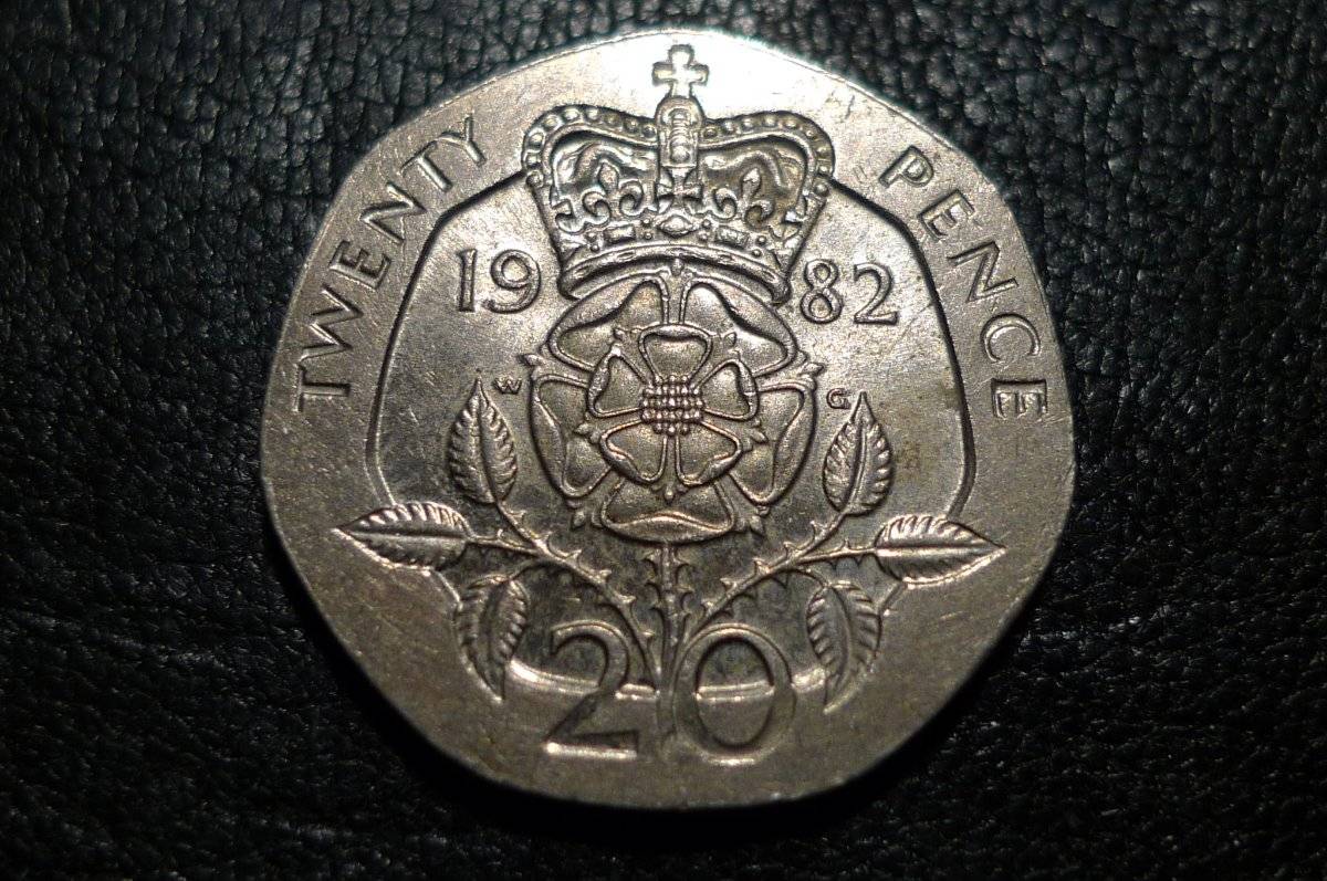 Post-Your-Coins-With-Coats-Of-Arms,-Shields,-Crests,-Crowns,--Etc.