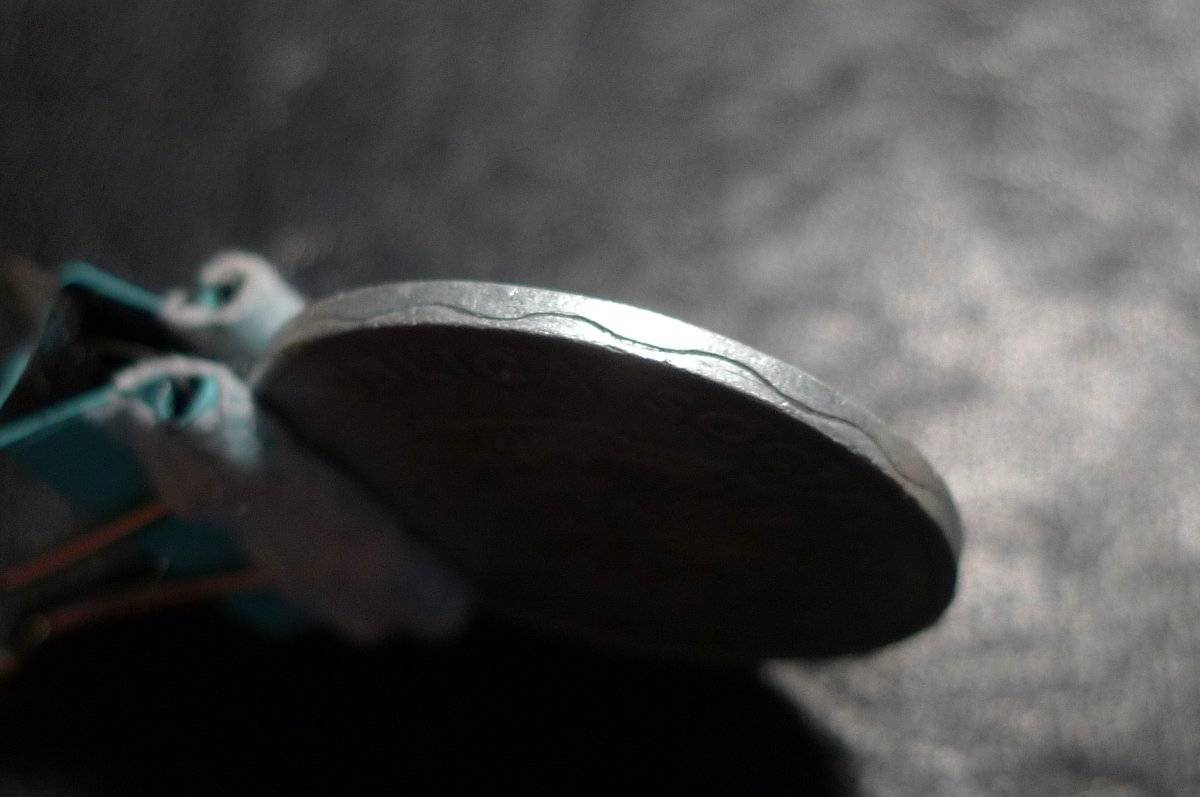 Show-Your-Coins-With-Different-Edges
