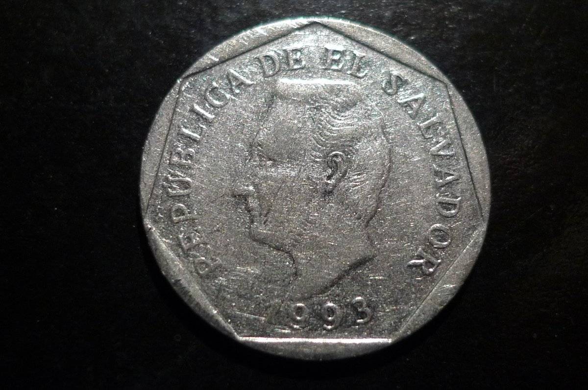 Show-Your-Coins-With-Different-Edges