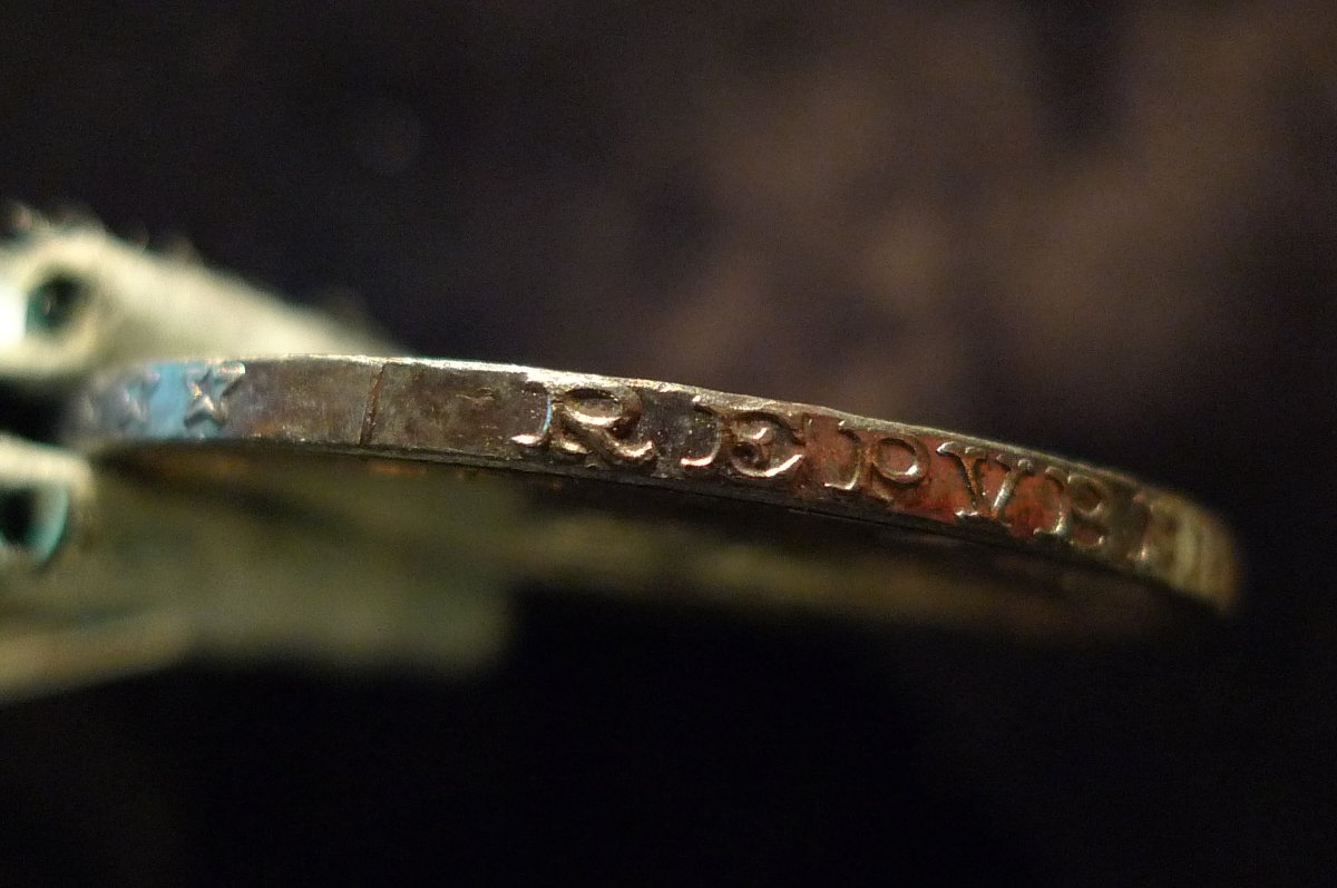 Show-Your-Coins-With-Different-Edges