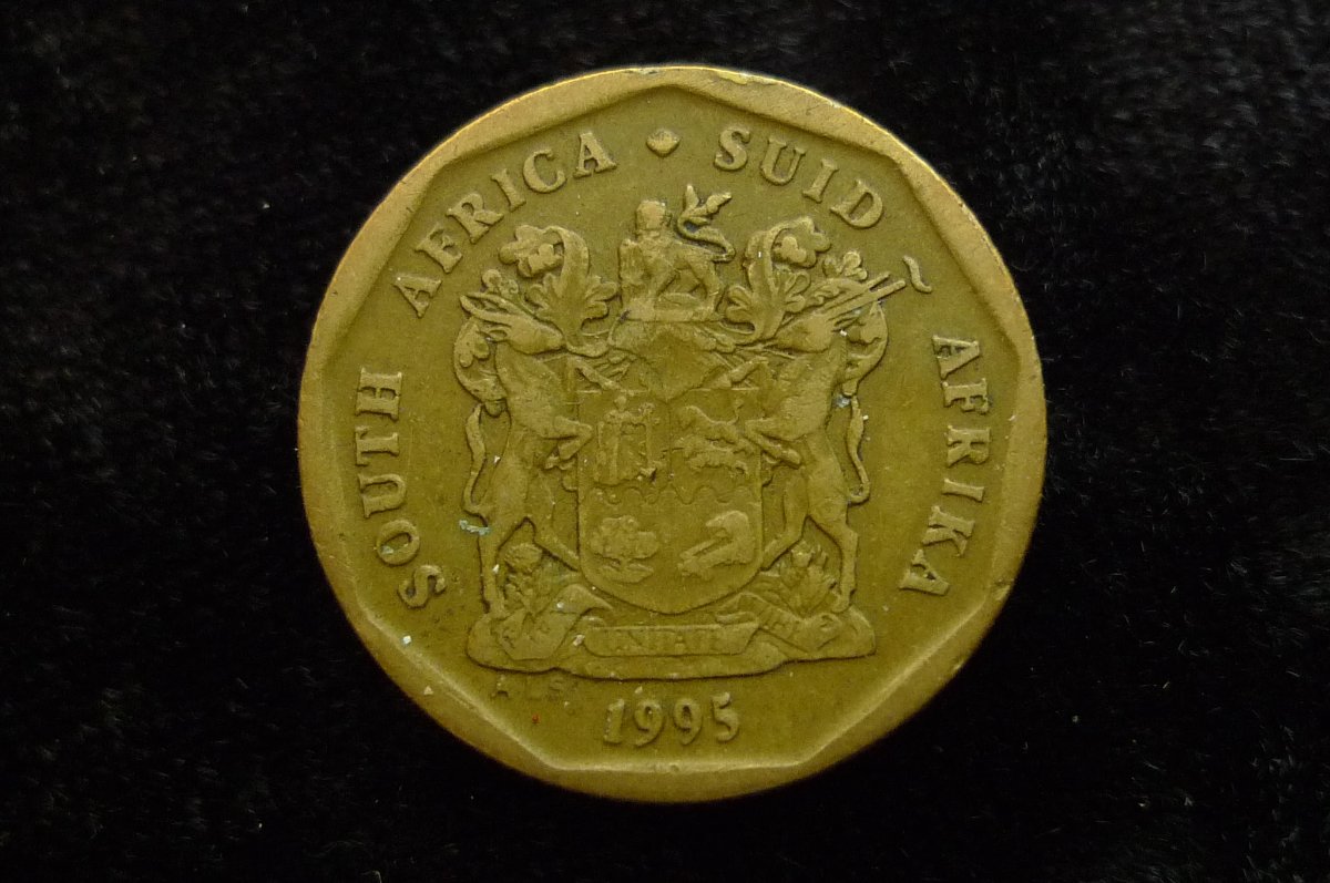 Show-Your-Coins-With-Different-Edges