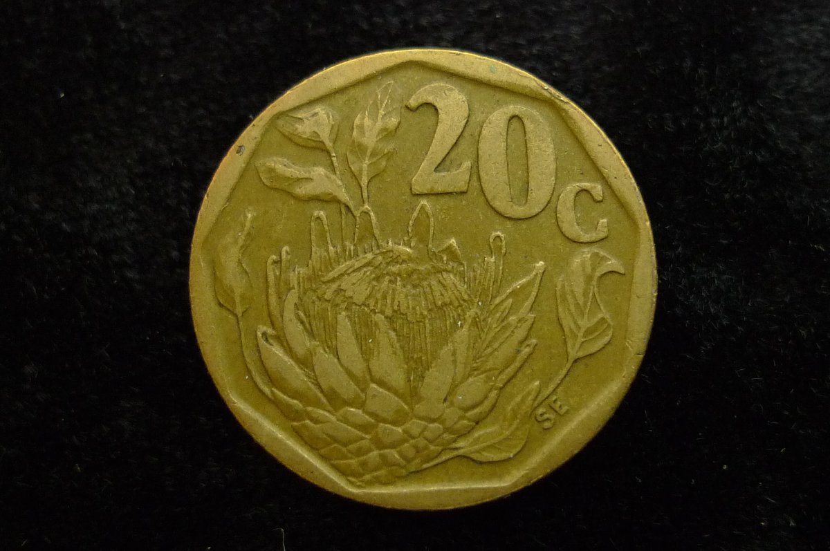 Show-Your-Coins-With-Different-Edges