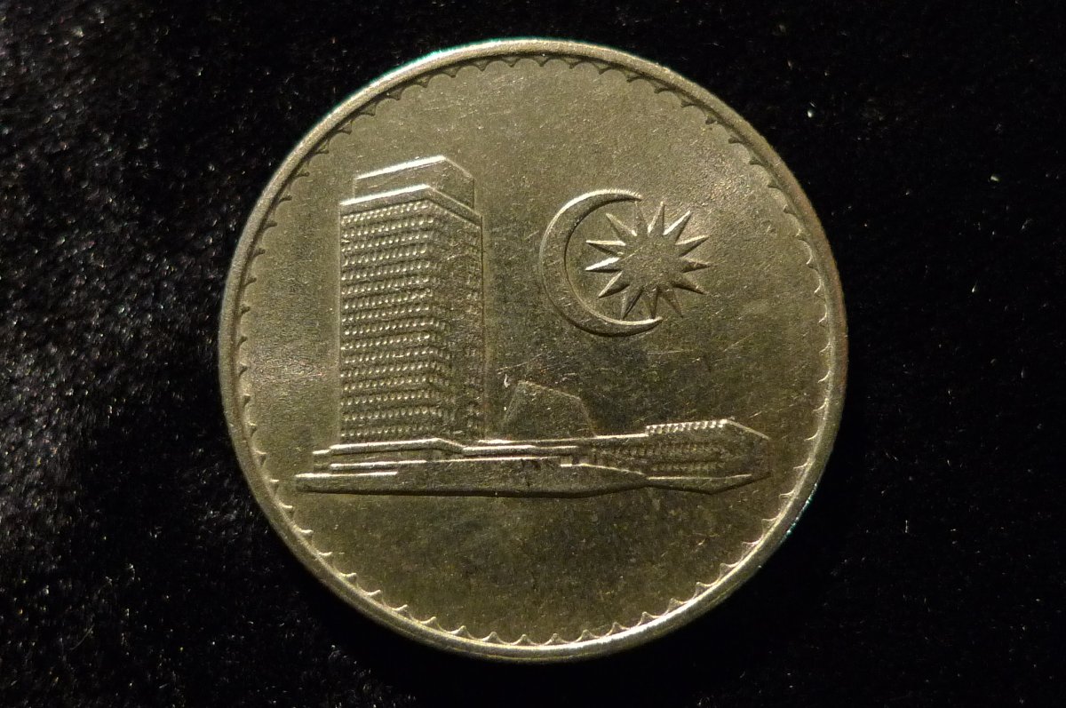 Post-Your-Sun-Face,-Sunrise,-Or-Sunset-Coins!