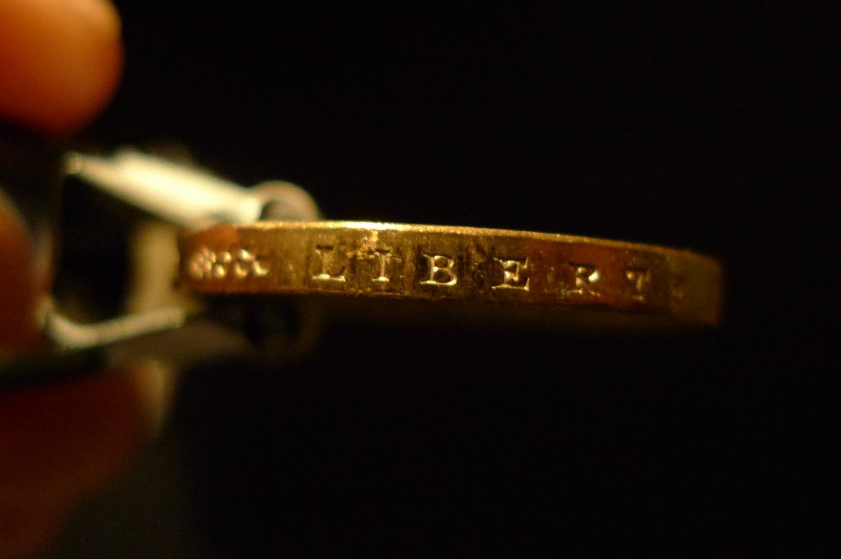 Show-Your-Coins-With-Different-Edges