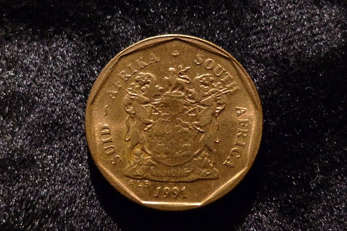 Post-Your-Coin-Or-Medal-With-Flora