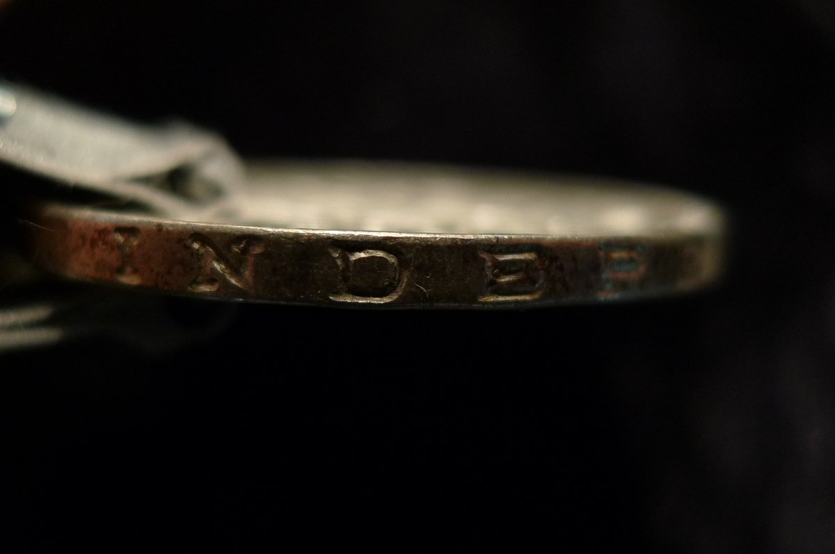 Show-Your-Coins-With-Different-Edges