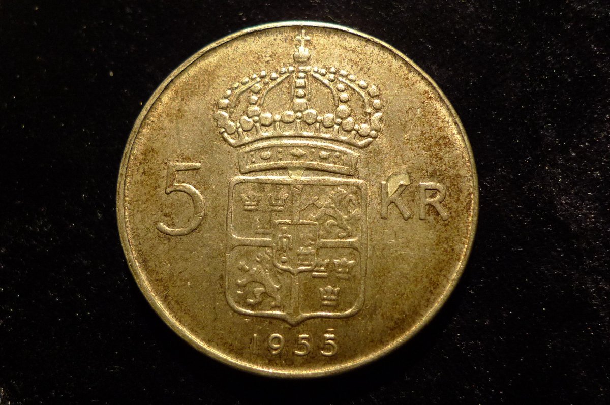 Post-Your-Lion-Coins!