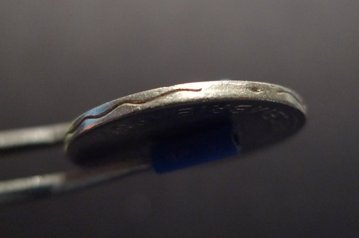 Show-Your-Coins-With-Different-Edges