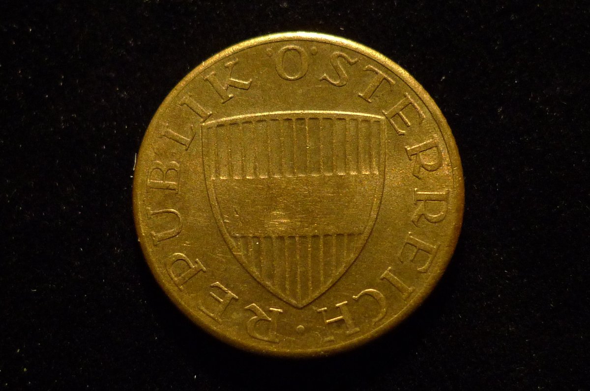Post-Your-Coin-Or-Medal-With-Flora
