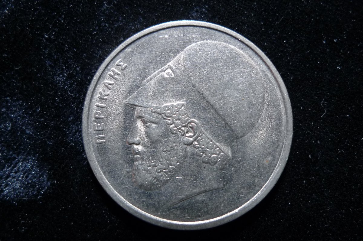 Post-Your-Coins-With-Hats