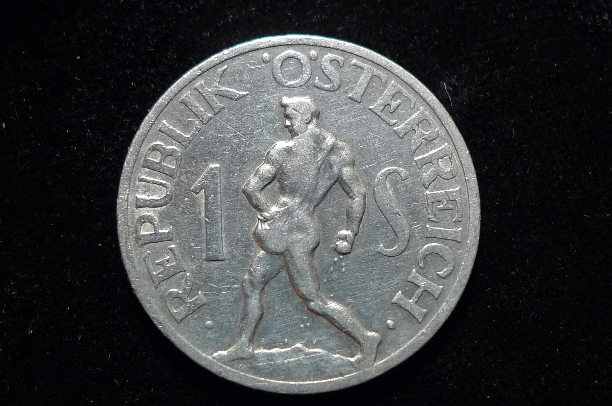 Post-Your-Coins-Representing-The-Animal-Kingdom.