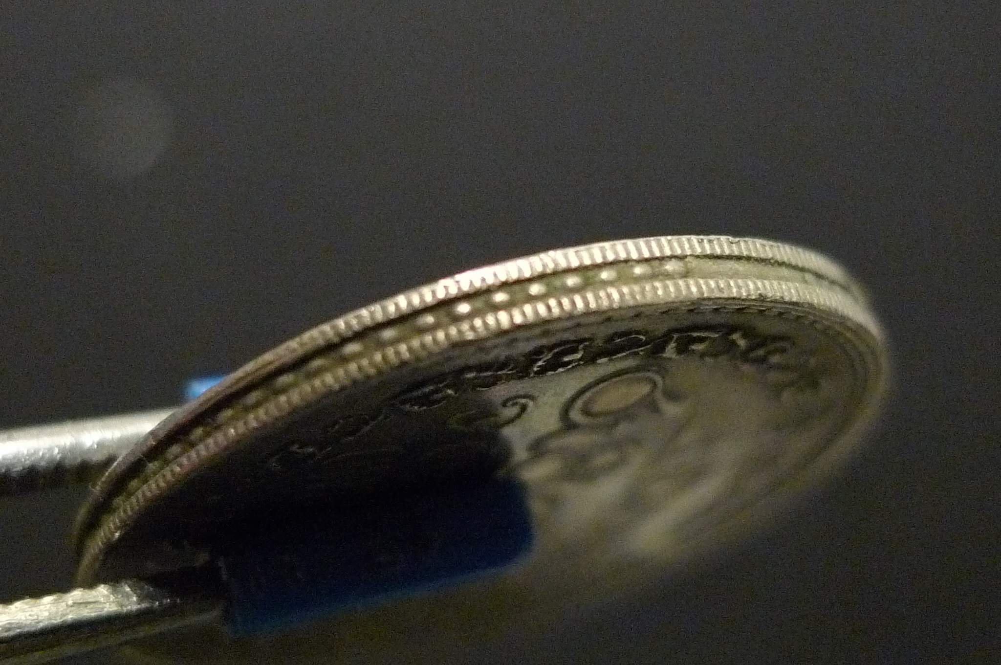Show-Your-Coins-With-Different-Edges