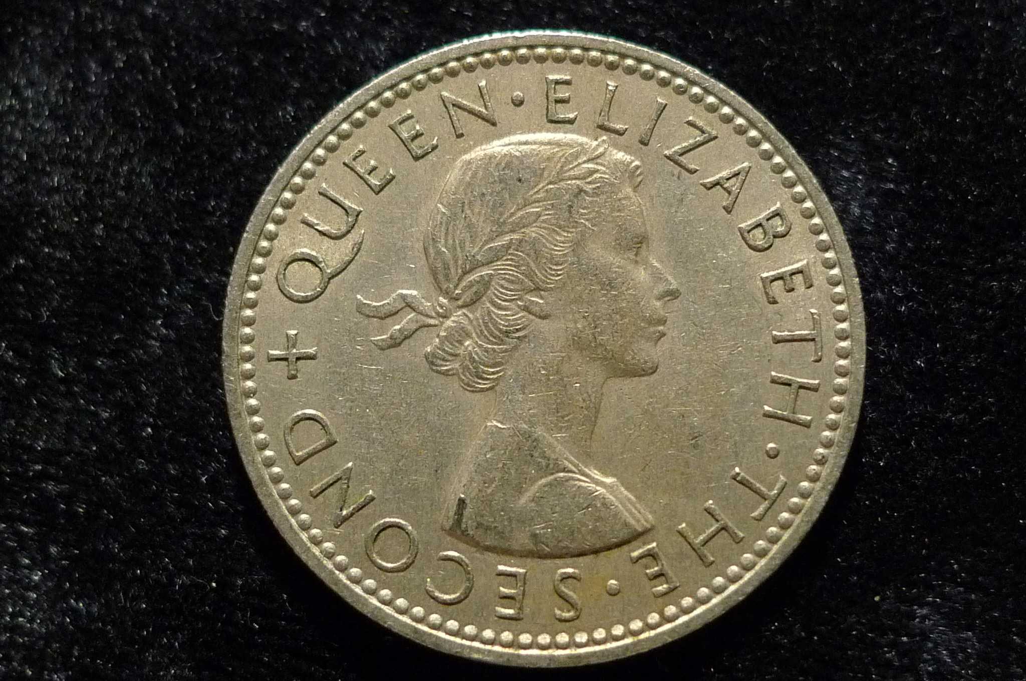 Queen-Elizabeth-II-Memorial-Thread