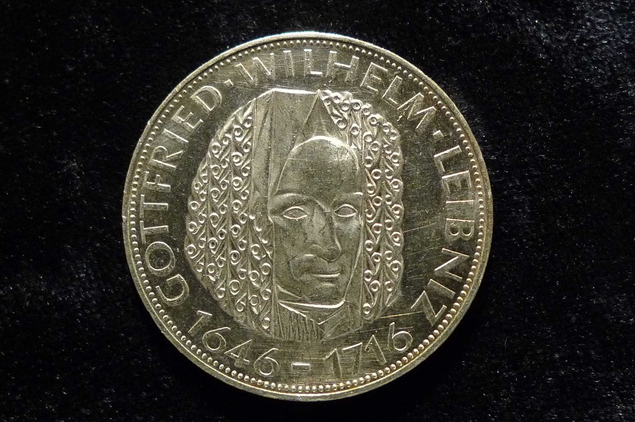 Show-Your-Coins-With-Different-Edges