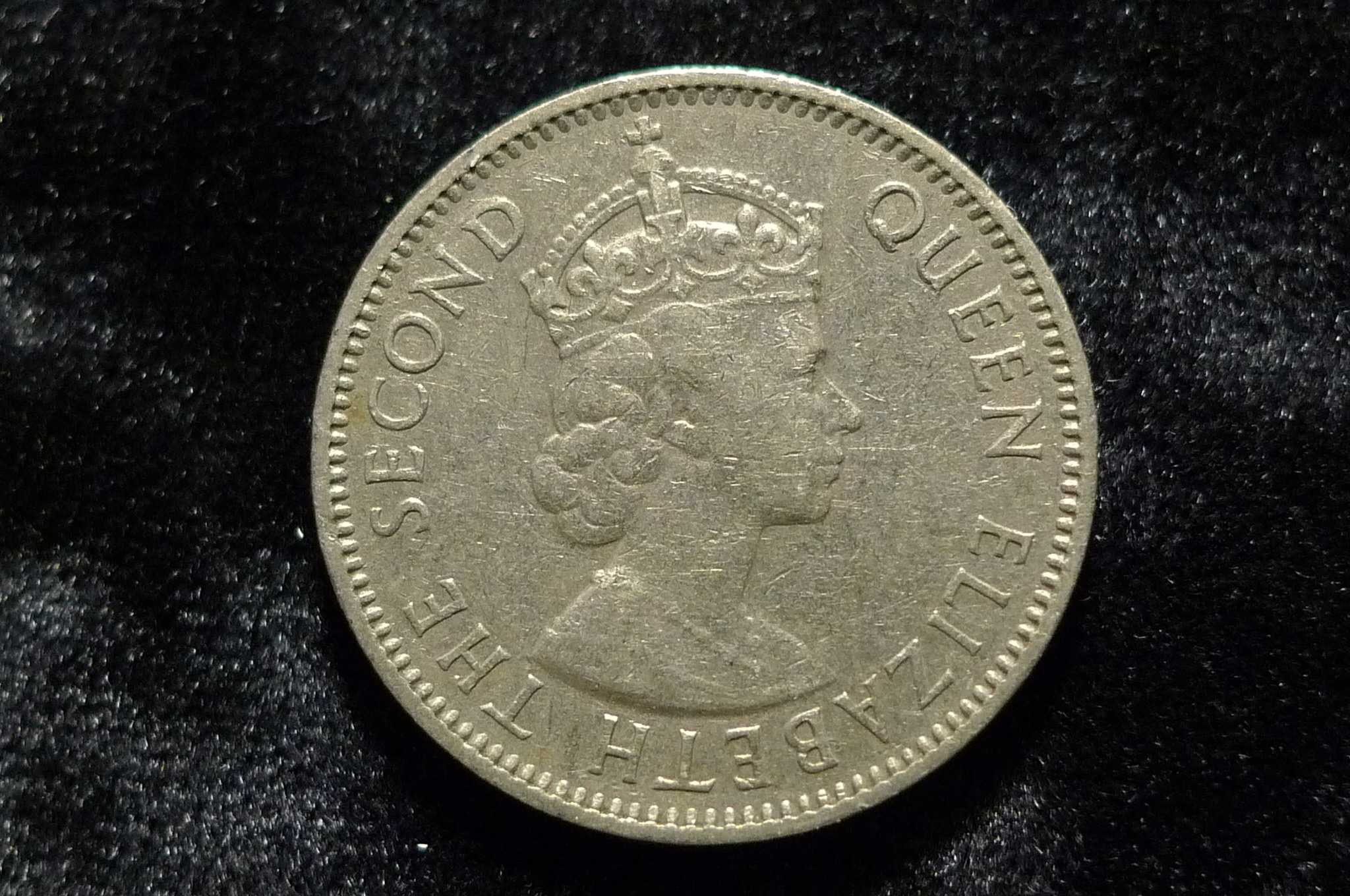 Queen-Elizabeth-II-Memorial-Thread