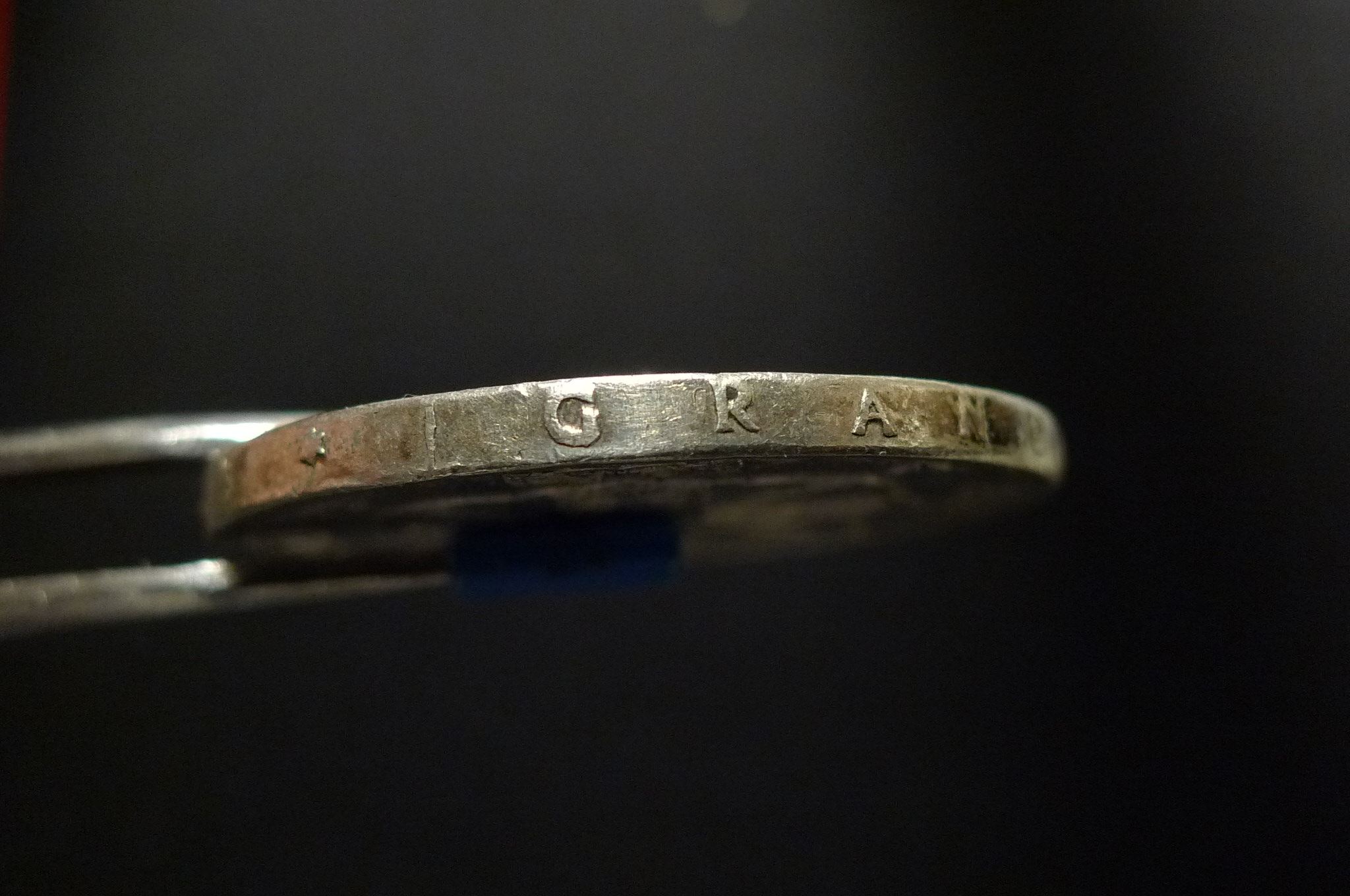 Show-Your-Coins-With-Different-Edges