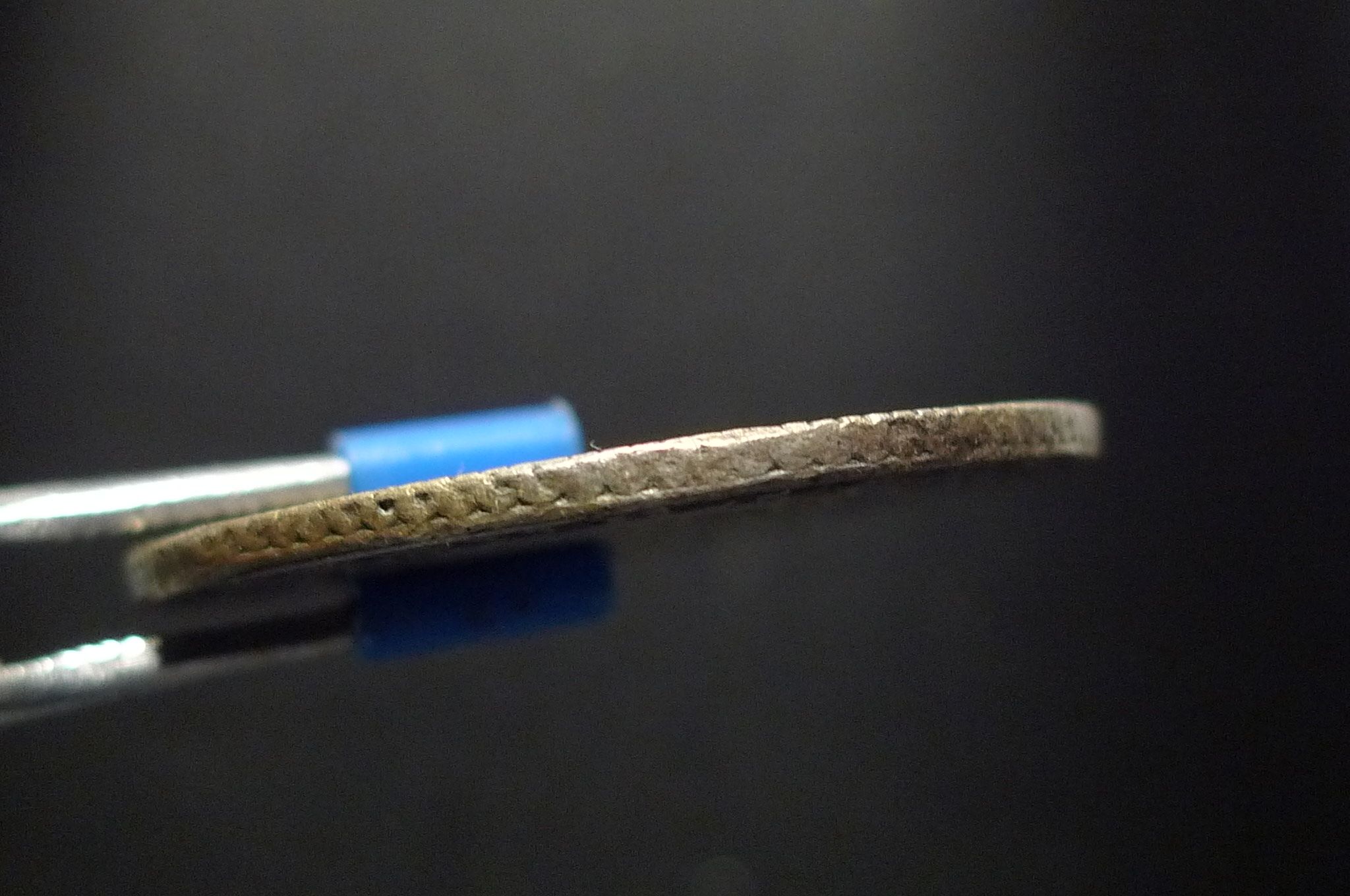 Show-Your-Coins-With-Different-Edges